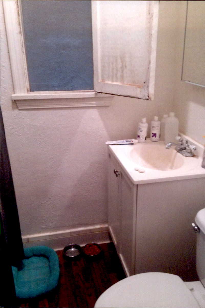 Before Commodore bathroom 